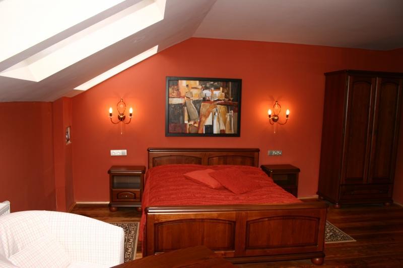 Zlaty Lev Hotel โลว์นี ภายนอก รูปภาพ